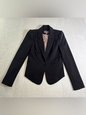 Tinley Road Black Tailored Single-Button Blazer